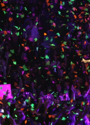 Selena Gomez Performs in Vancouver