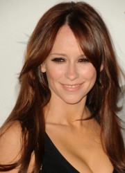 Jennifer Love Hewitt
