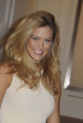 Bar Refaeli