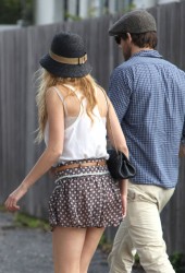 Blake Lively Candids on Blake Lively Leggy Candids Out And About In New Orleans   Hawtcelebs