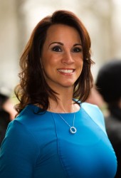 Andrea McLean