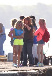 Ashley Benson and Vanessa Hudgens