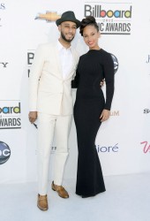 ALICIA KEYS