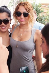MILEY CYRUS
