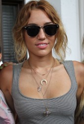 MILEY CYRUS