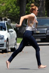 MILEY CYRUS