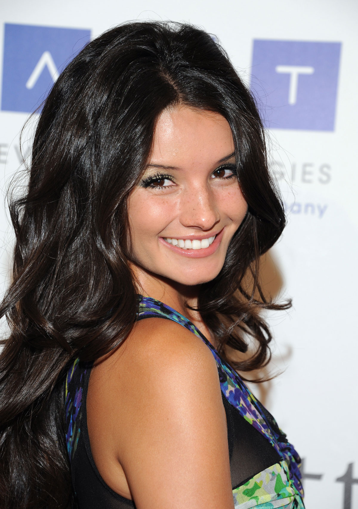 Alice Greczyn - Actress Wallpapers