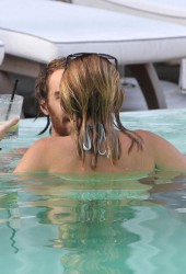 MILEY CYRUS