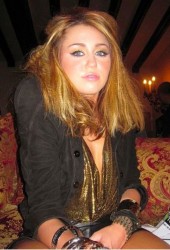 MILEY CYRUS
