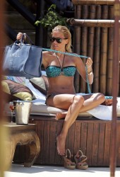SYLVIE Van Der VAART