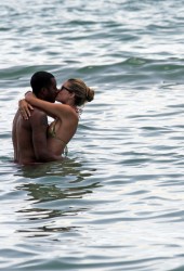 DOUTZEN KROES and Sunnery James