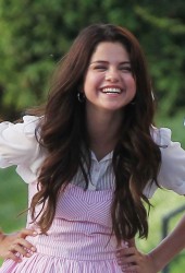 SELENA GOMEZ