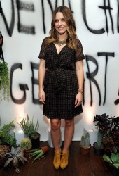 SOPHIA BUSH