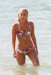 TULISA CONTOSTAVLOS