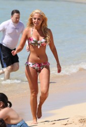 TULISA CONTOSTAVLOS