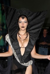 ADRIANNE CURRY