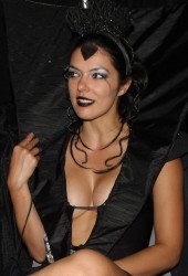 ADRIANNE CURRY