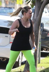 HILARY DUFF