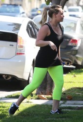 HILARY DUFF