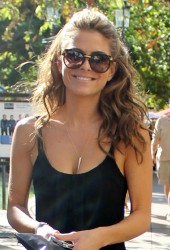 MARIA MENOUNOS