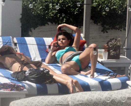 SELENA GOMEZ