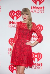 TAYLOR SWIFT