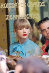 TAYLOR SWIFT