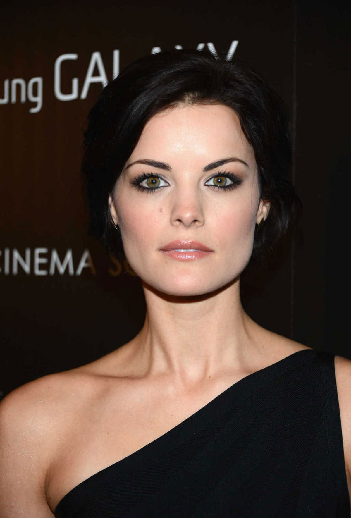 Download this Jaimie Alexander The Twilight Saga Breaking Dawn Part Premiere picture