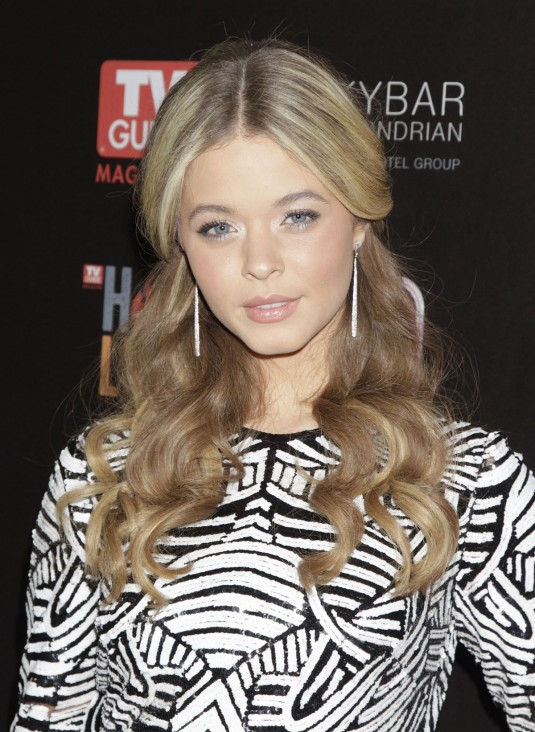 SASHA PIETERSE