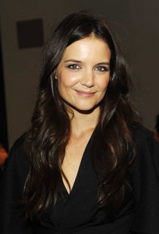 KATIE HOLMES