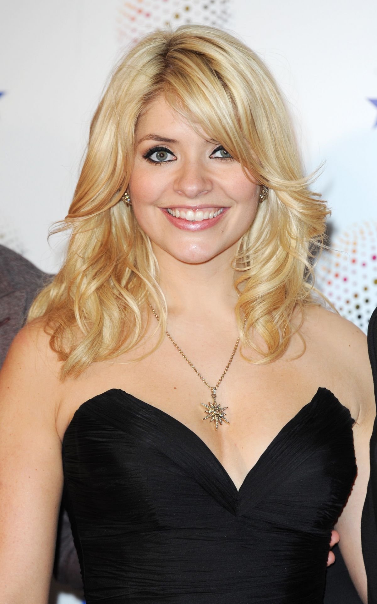 holly willoughby - photo #28