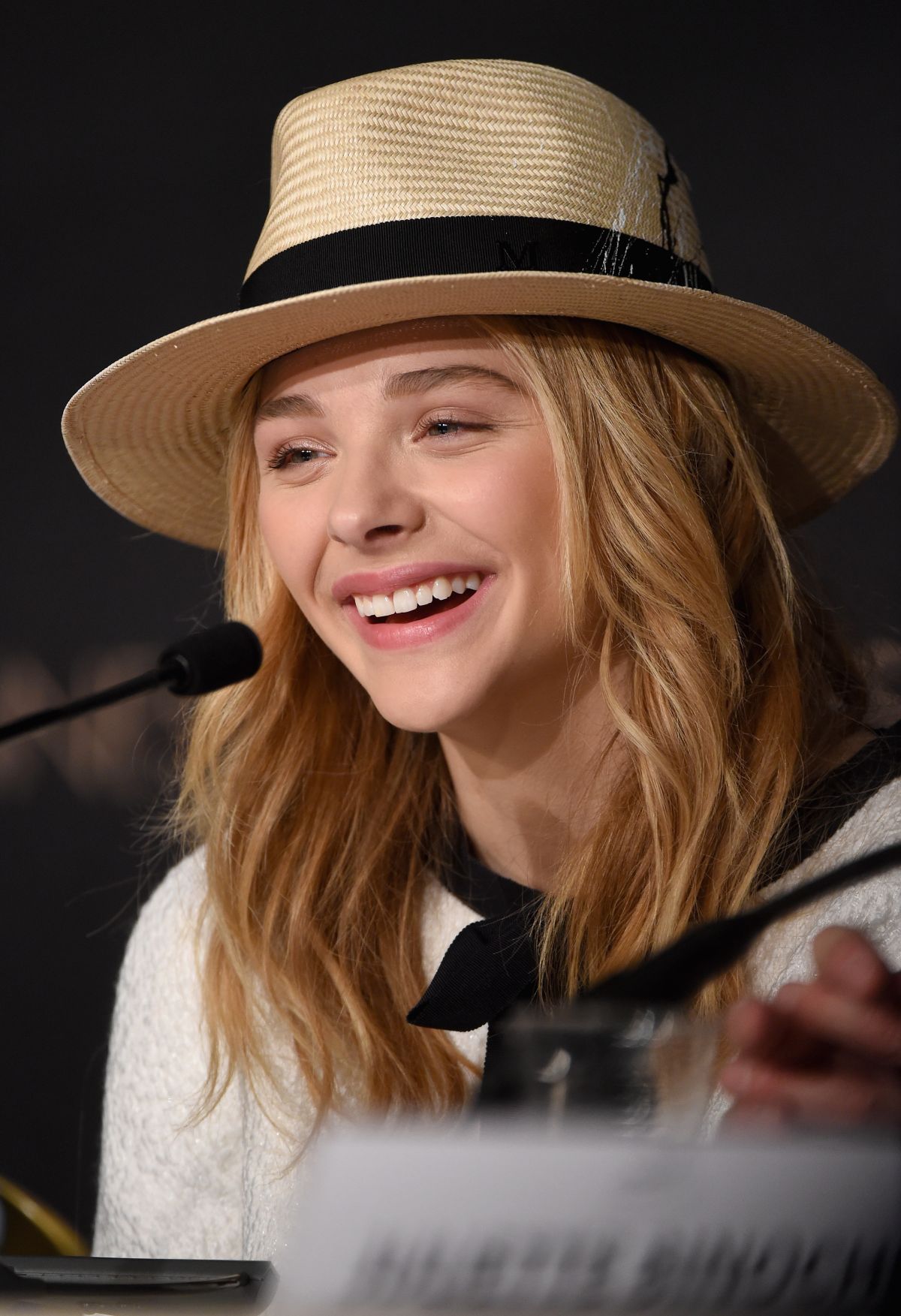 CHLOE MORETZ at Clouds of Sils Maria Press Conference at Cannes Film Festival - chloe-moretz-at-clouds-of-sils-maria-press-conference-at-cannes-film-festival_2