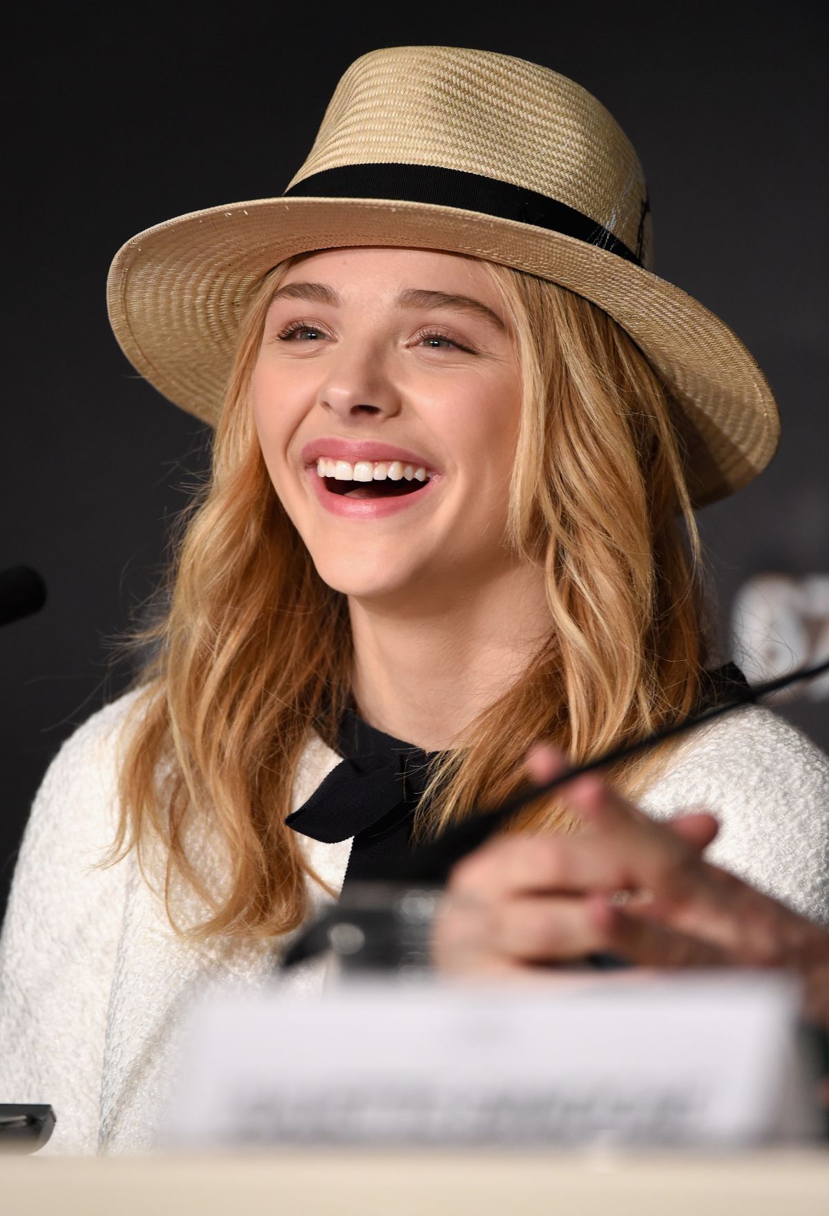 CHLOE MORETZ at Clouds of Sils Maria Press Conference at Cannes Film Festival - chloe-moretz-at-clouds-of-sils-maria-press-conference-at-cannes-film-festival_5