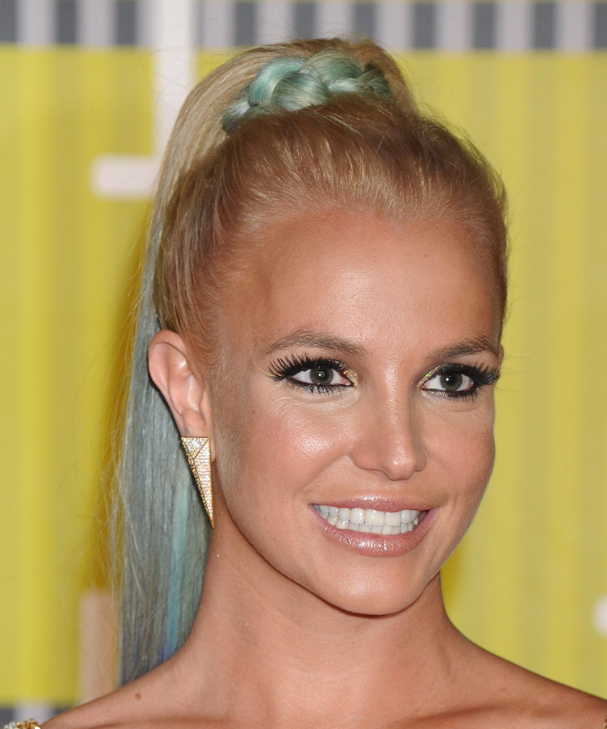 britney-spears-at-mtv-video-music-awards