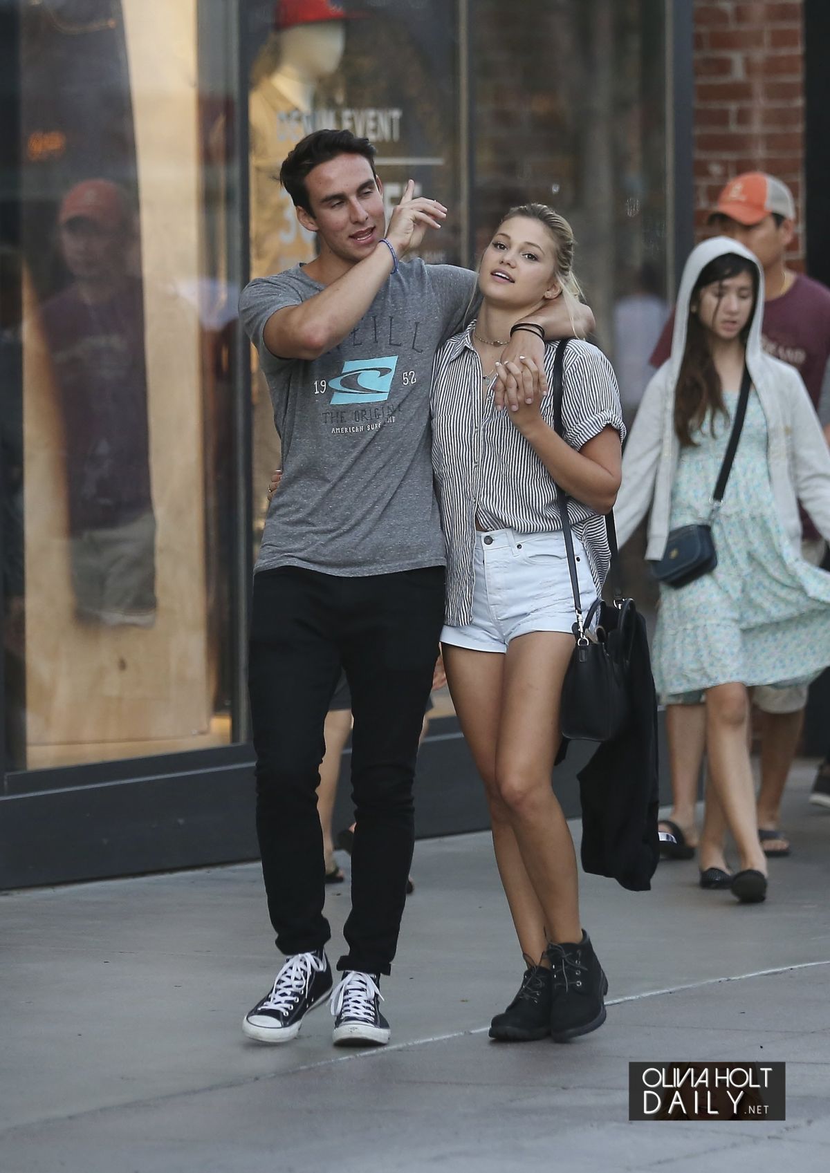OLIVIA HOLT with Her Boyfriend Out in Santa Monica 09/05/2015 - HawtCelebs1200 x 1697