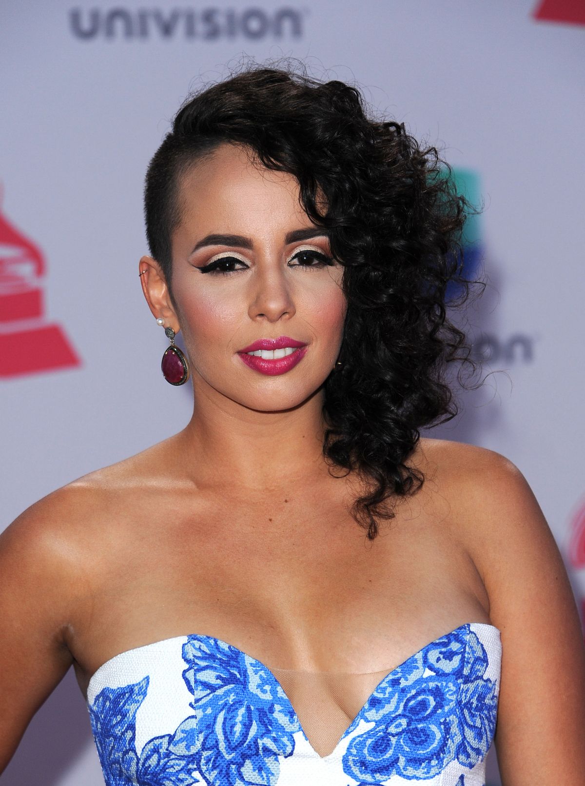 raquel-sofia-at-2015-latin-grammy-awards-in-las-vegas-11-18-2015