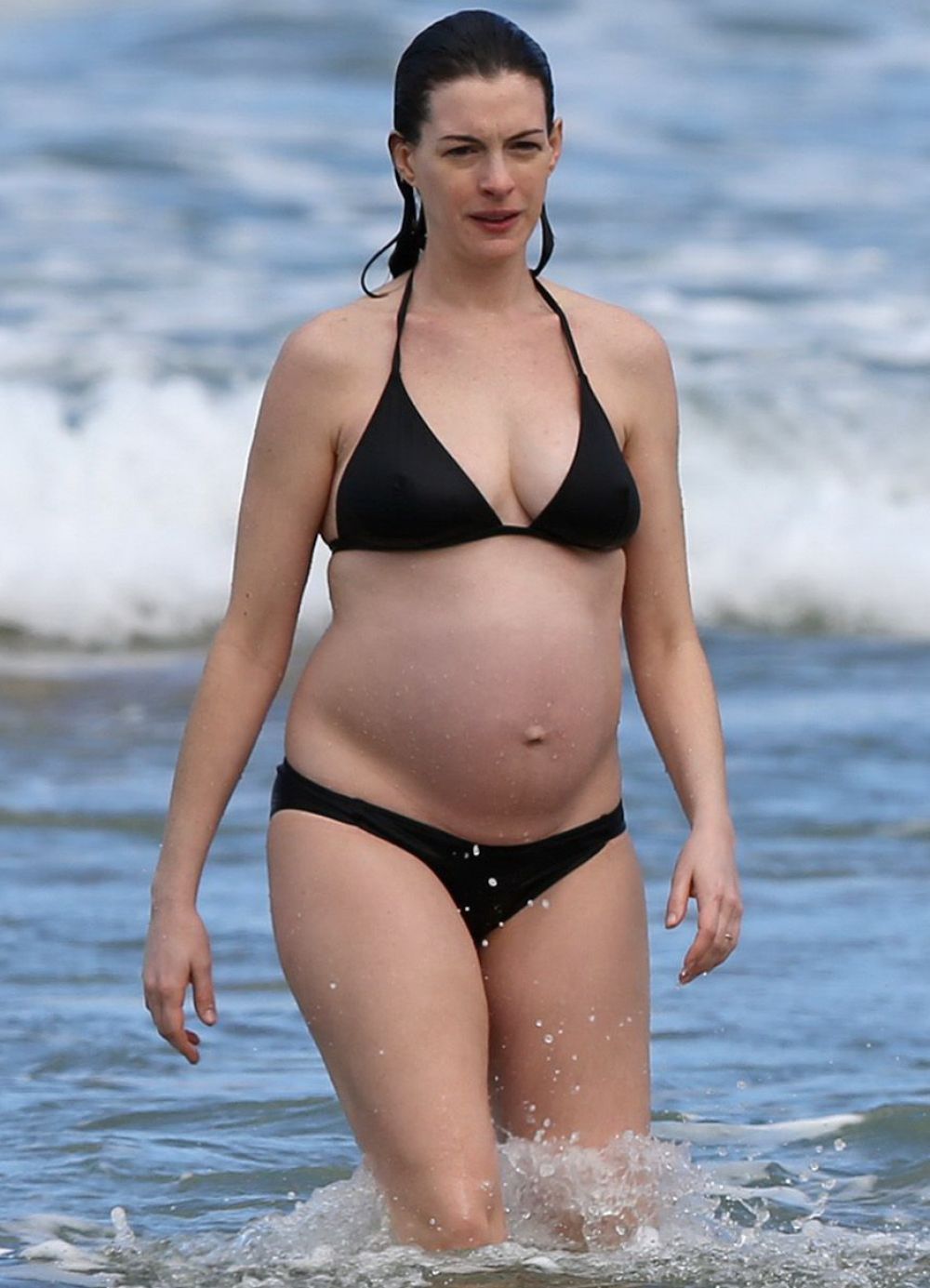 Anne Hathaway In A Bikini 54