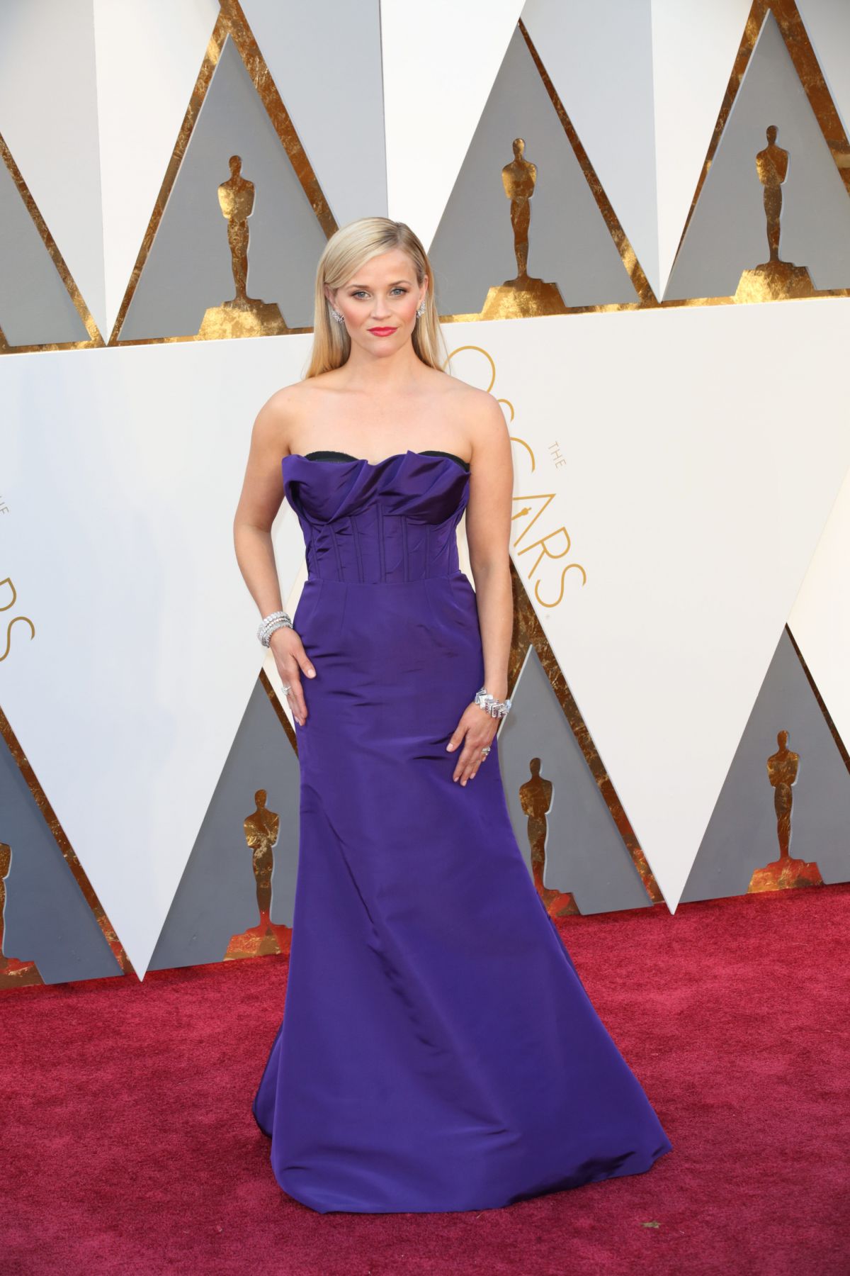 Reese Witherspoon At 88th Annual Academy Awards In