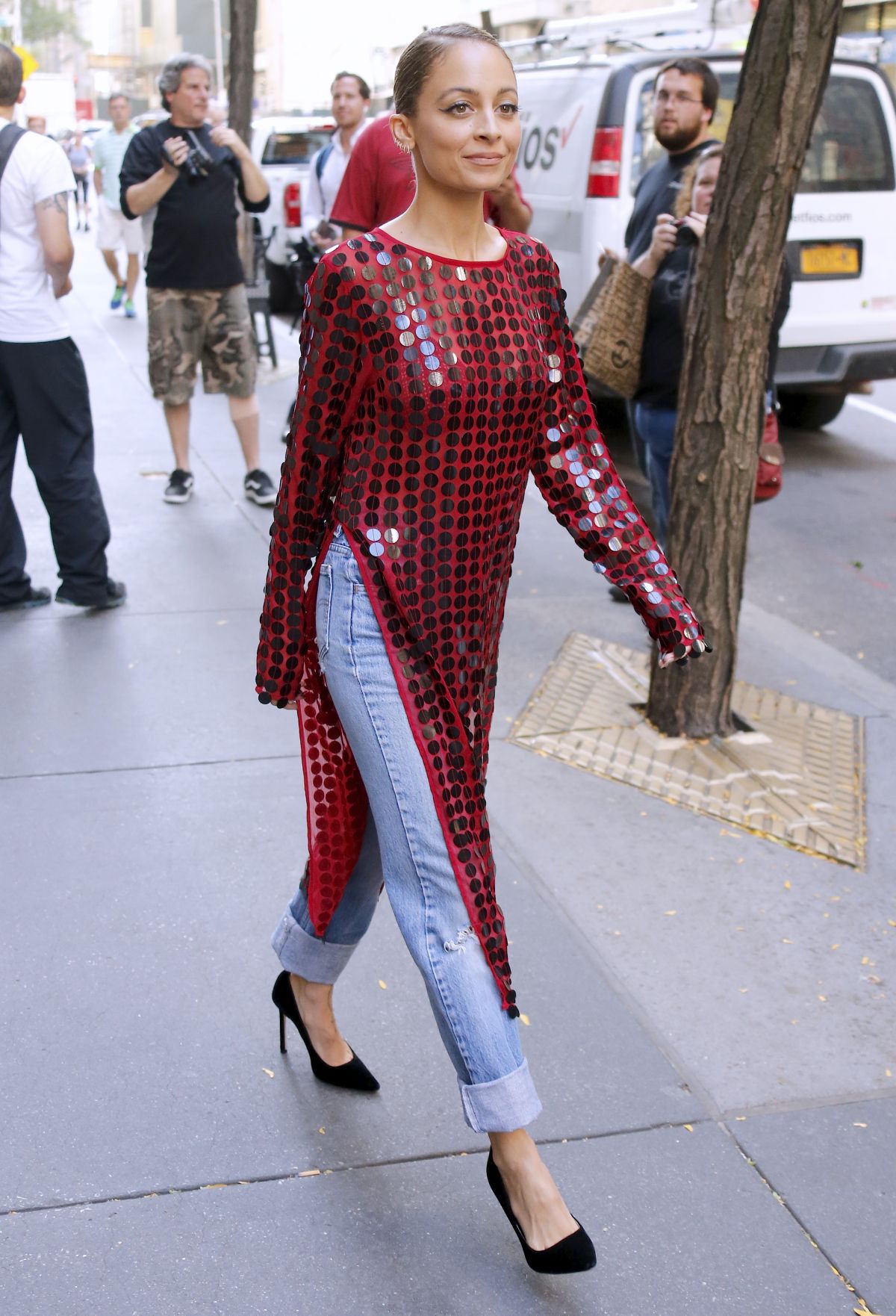 NICOLE RICHIE at Today Show in New York 09/27/2017 - HawtCelebs1200 x 1762