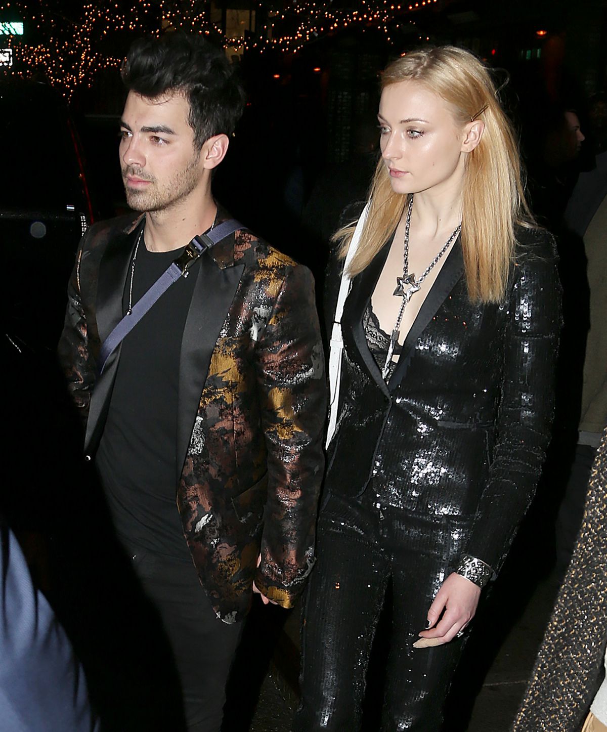 SOPHIE TURNER and Joe Jonas Night Out in New York 01/27/2018 - HawtCelebs1200 x 1447