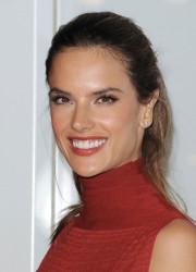 Alessandra Ambrosio at Rodeo Drive Walk of Style Award