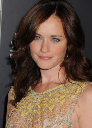 Alexis Bledel at Rodeo Drive Walk of Style Award