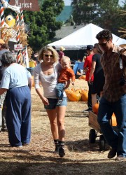 Ali Larter in Jean Shorts