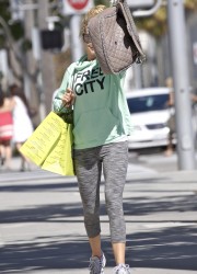 Ashley Tisdale in Leggings