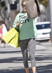 Ashley Tisdale in Leggings
