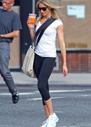 Cameron Diaz in Spandex