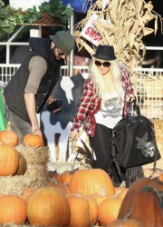 Christina Aguilera at The Pumpkin Patch