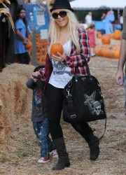 Christina Aguilera at The Pumpkin Patch