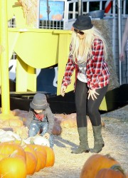 Christina Aguilera at The Pumpkin Patch