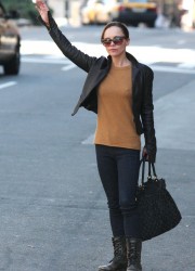 Christina Ricci Waiting for Taxi in Soho